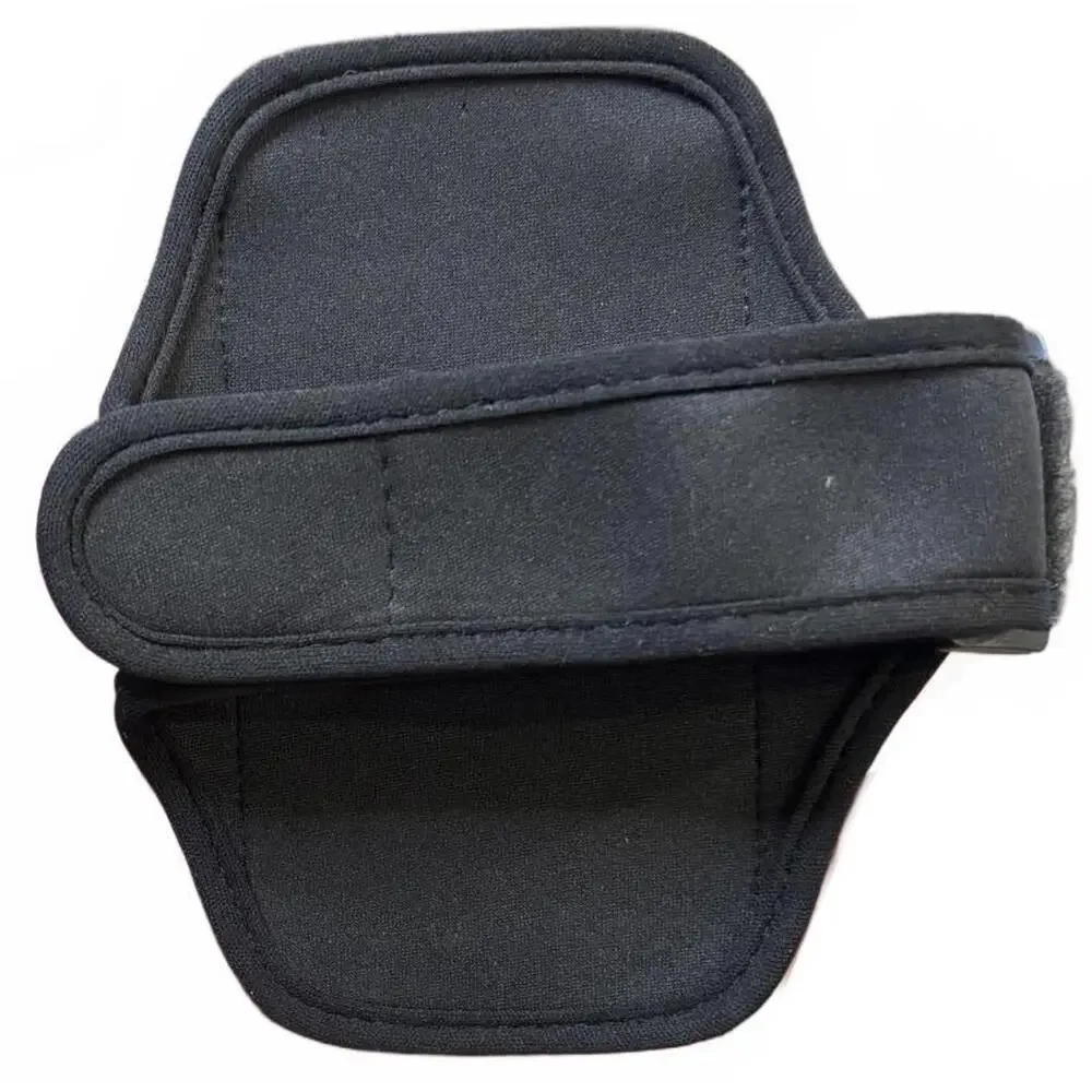 Adjustable Black Sports Armband for Cell Phones, ID badges,‎ Credit Cards.